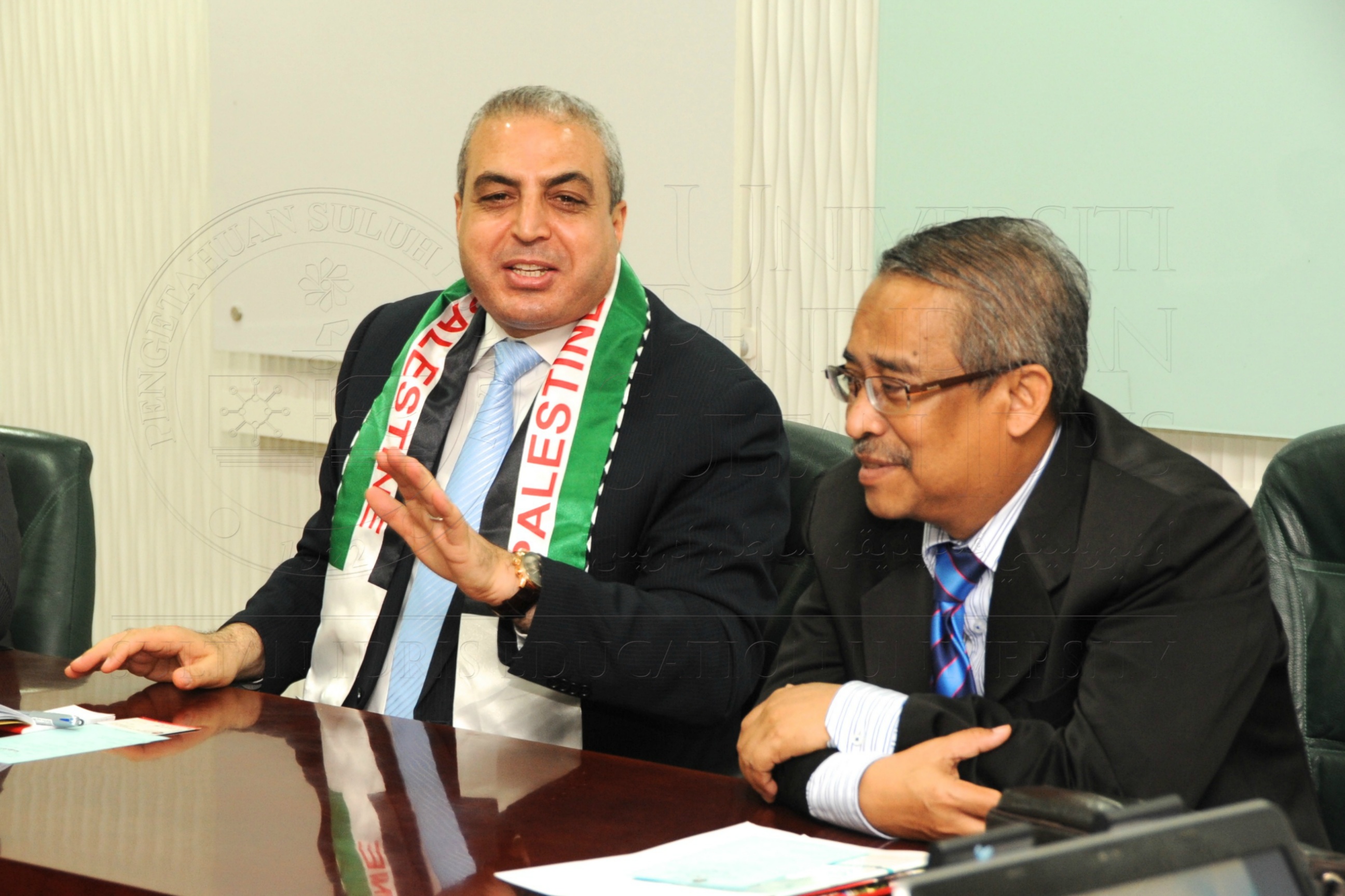 PRO 16 3 PALESTINEHAS 7675